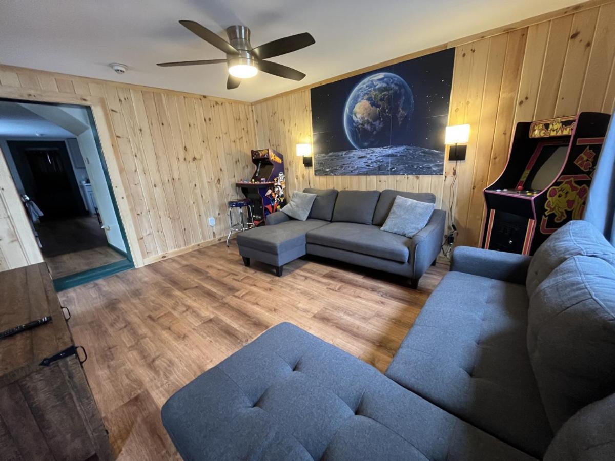 Apartment 2 Bed Berkshire Getaway Minutes To Jiminy Peak