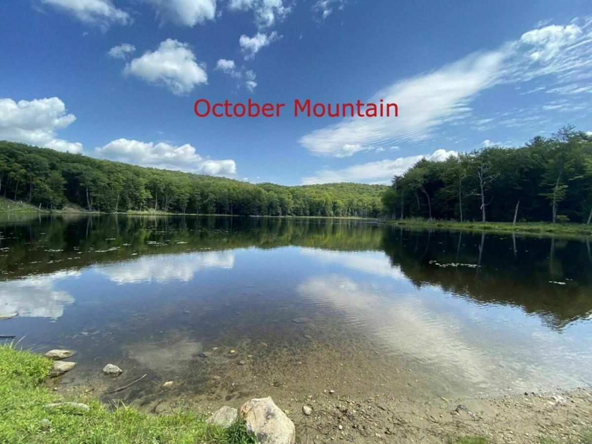 Apartment 2 Bed Berkshire Getaway Minutes To Jiminy Peak