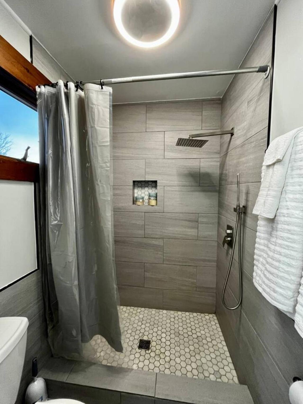 2 Bed Berkshire Getaway Minutes To Jiminy Peak Apartment Hancock